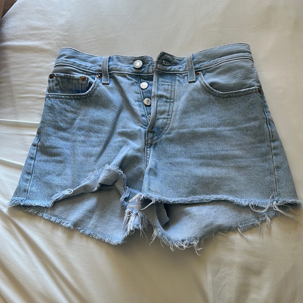 Levis Premium Wedgie Shorts